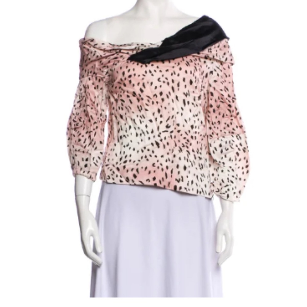 Hellessy - 100% silk Elegant Pink and Black Animal PrintOff-Shoulder Women's Top